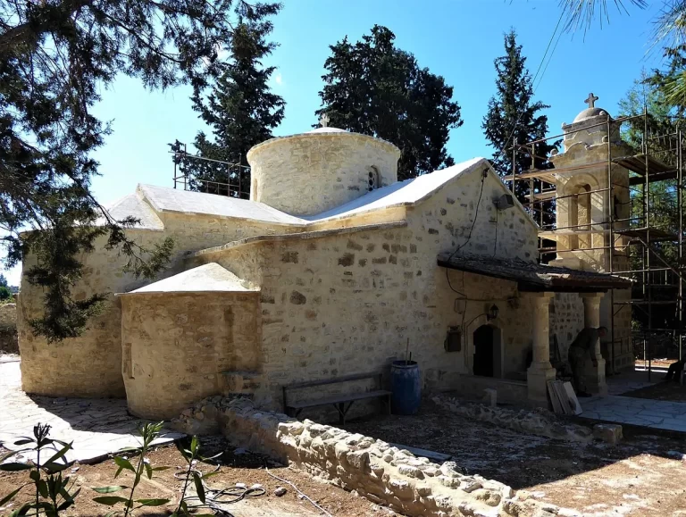 Εκκλησία των Αγίων Κιρίκ και Ιουλίττα στη Λετίμπα.
